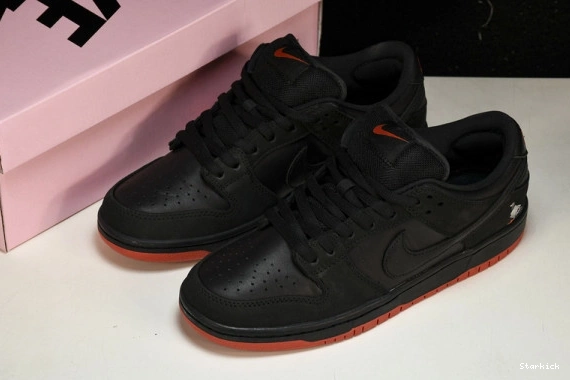 883232-008 Nike Low Black SB Dunk Pigeon 0927